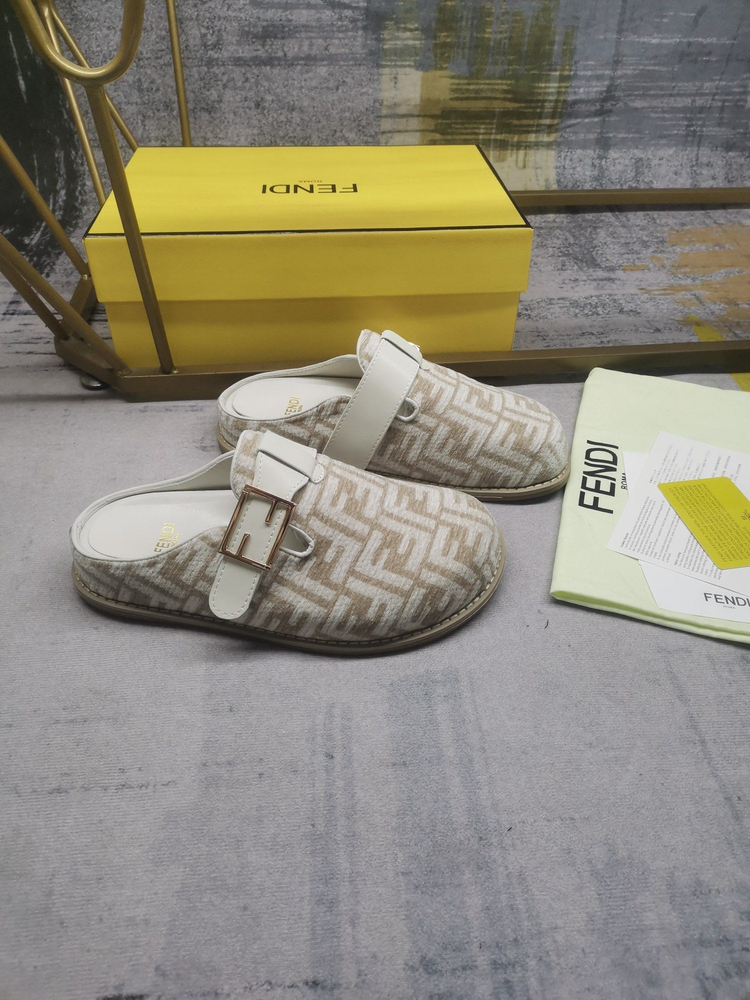 Luxury Shoes - FED - 020
