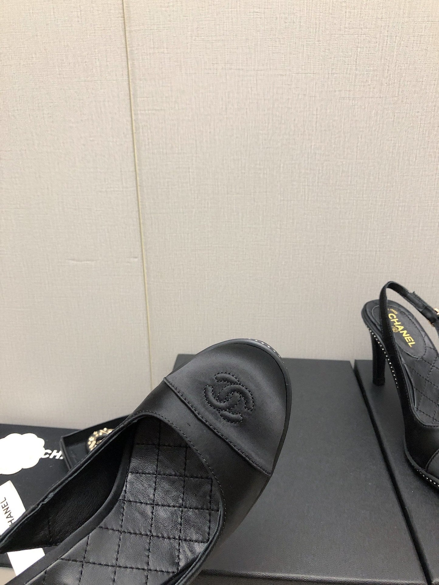 Luxury Shoes Sandals - CHL - 058