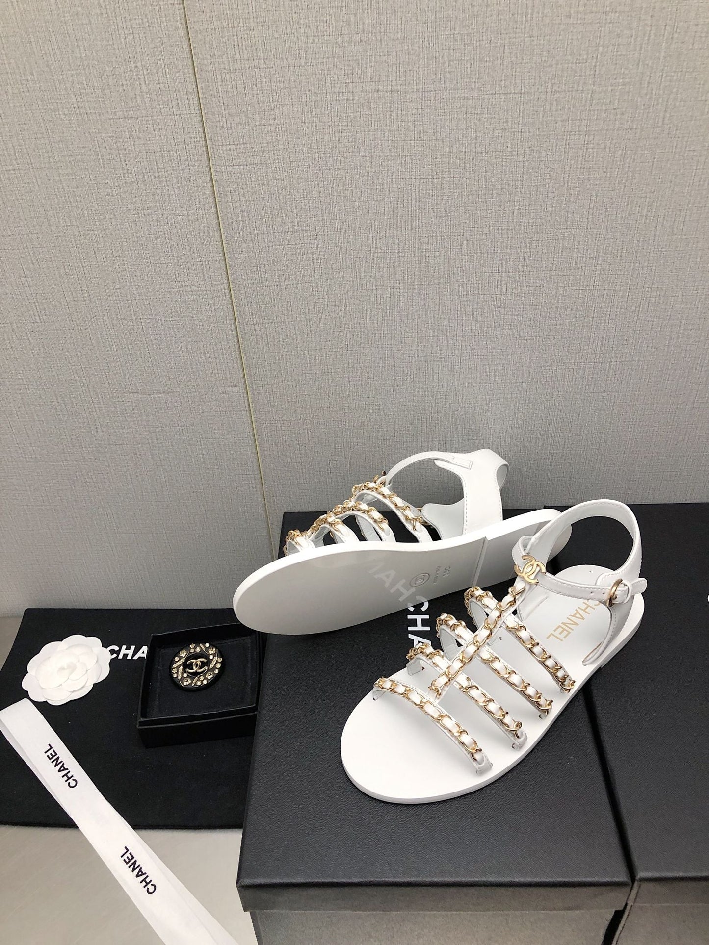 Luxury Shoes Sandals - CHL - 016
