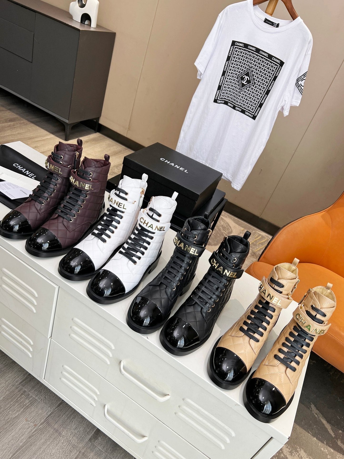 Luxury Shoes Sandals - CHL - 012