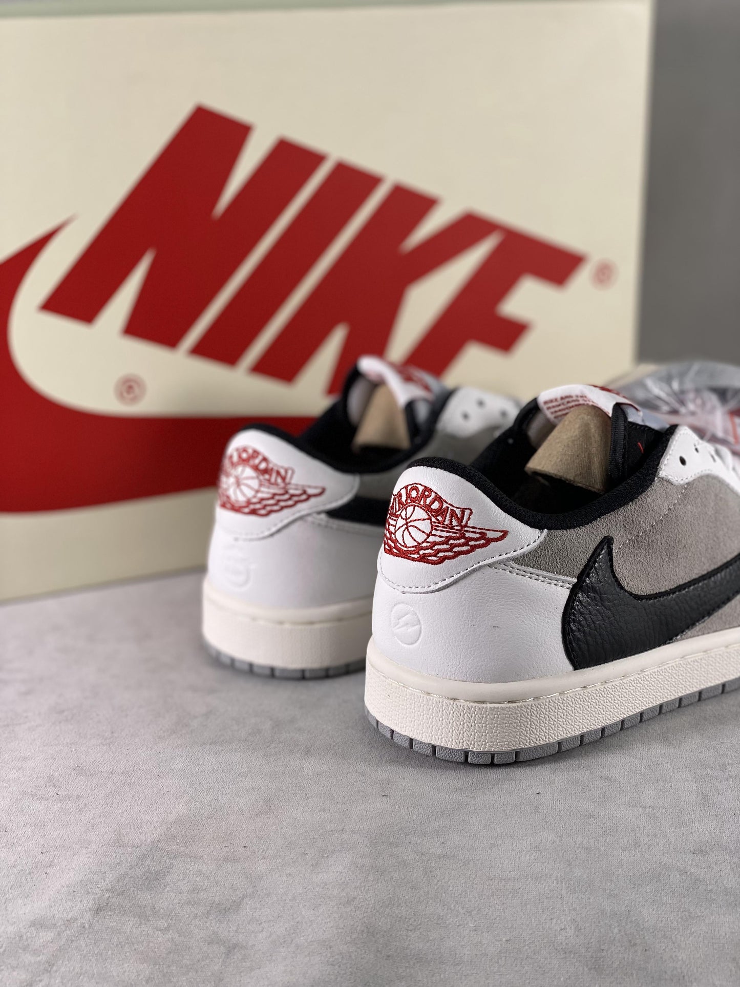 Designer Travis Scott x Fragment x Air Jordan 1 Low DM7866 162