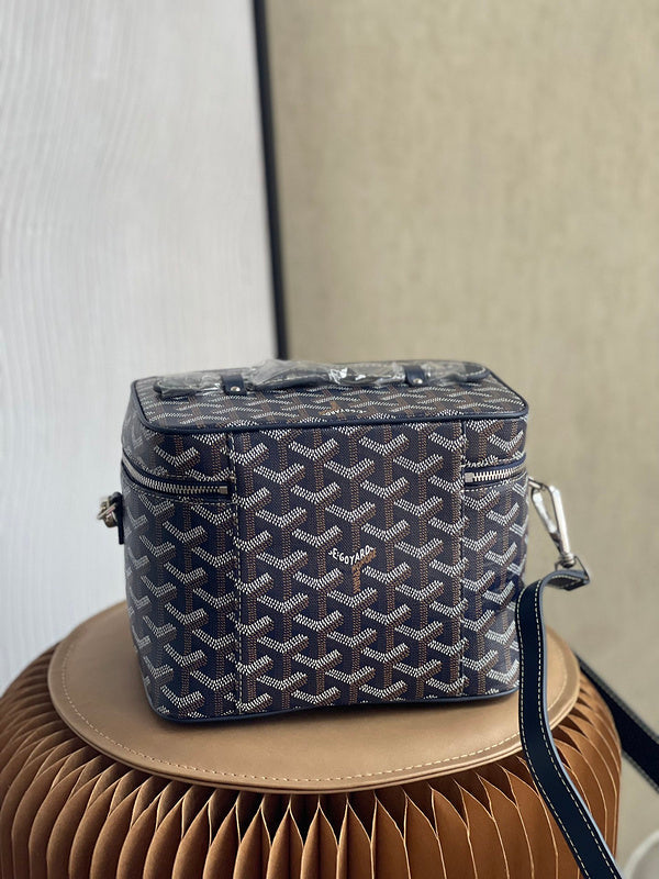 OZ - GYO Bags - 830