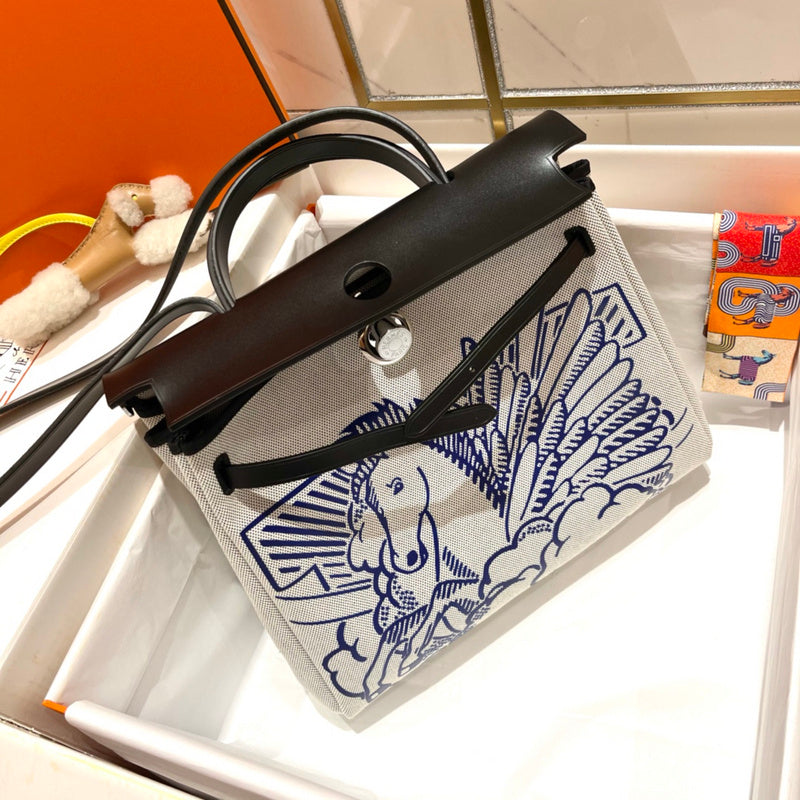 Ozarra - HMS Bags - 061