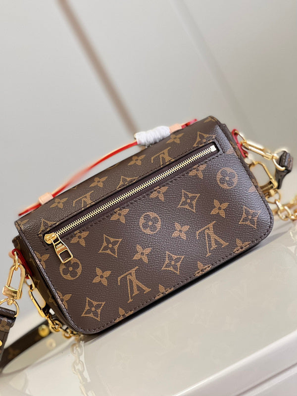 Fashion Lu-Vi bags - 3383