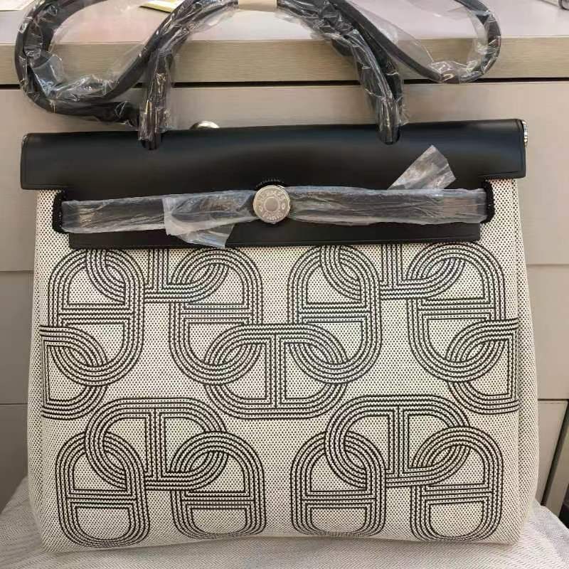 Ozarra - HMS Bags - 069