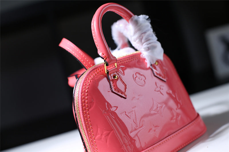 Ozarra Fashion Lu-Vi bags - 8302