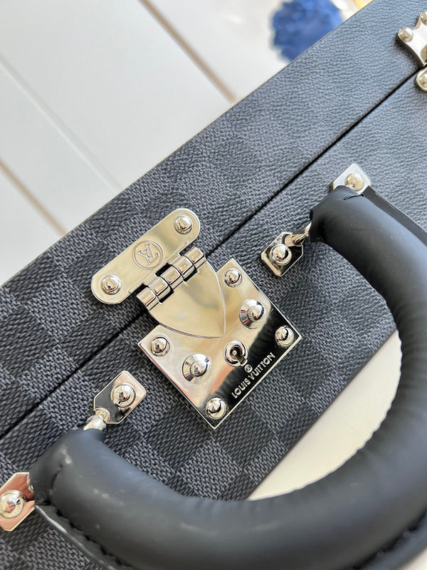 Ozarra Fashion Lu-Vi bags - 9505