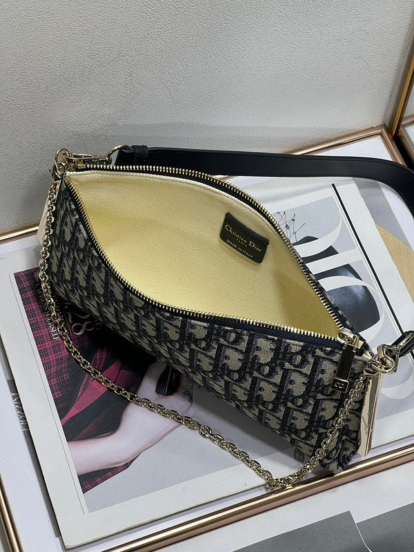 OZ - Dir Bags - 737