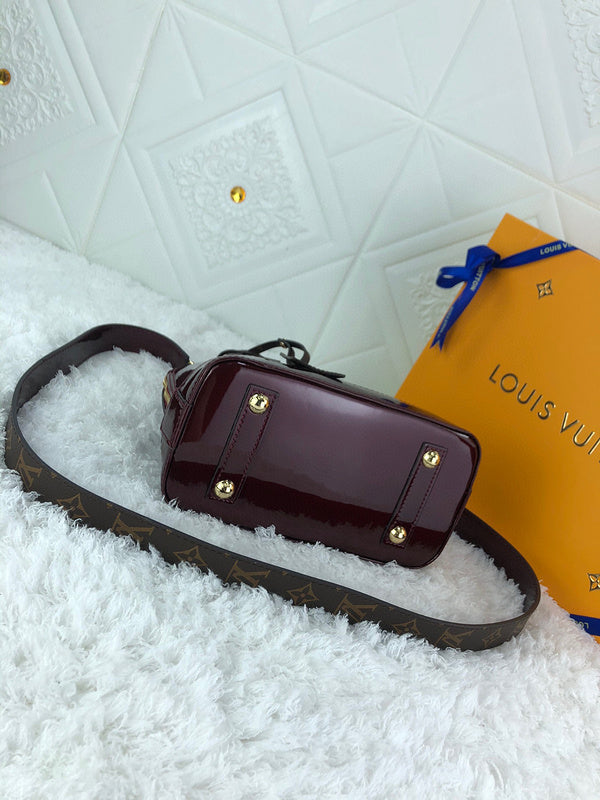 Ozarra - GUKI Women Bags - 1701