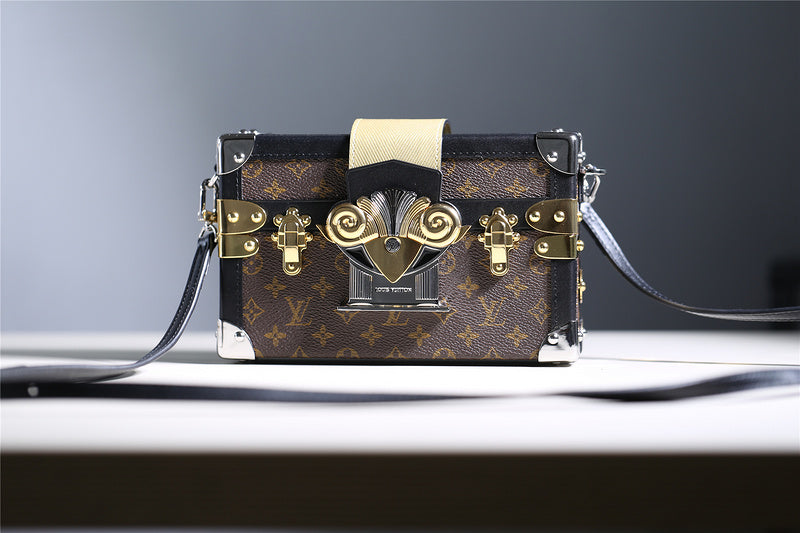 Ozarra Fashion Lu-Vi bags - 8226