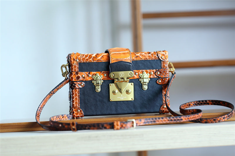 Ozarra Fashion Lu-Vi bags - 8241