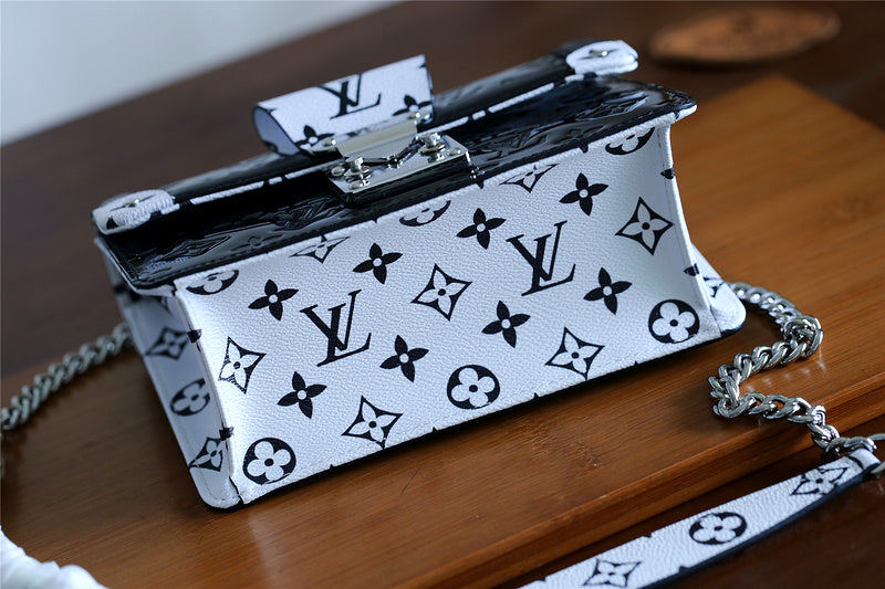 Ozarra Fashion Lu-Vi bags - 8044