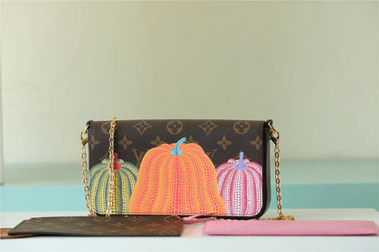 Ozarra - LUV Bags - 448