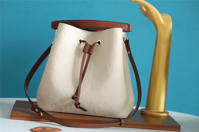 Ozarra Fashion Lu-Vi bags - 8557