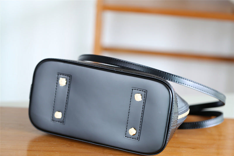 Ozarra Fashion Lu-Vi bags - 8256