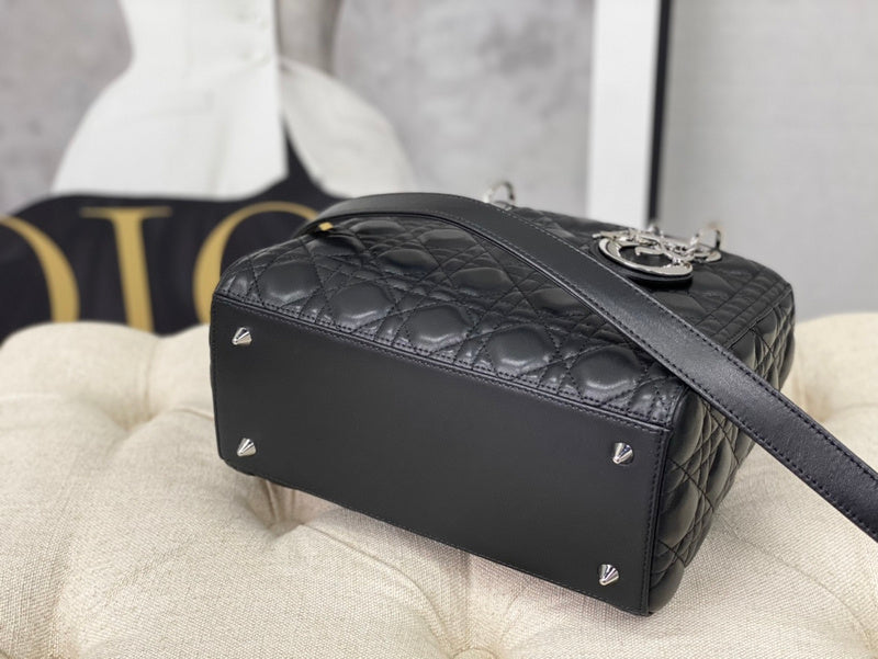 OZ - Dir Bags - 875
