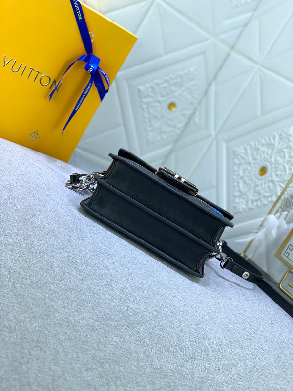 Ozarra - GUKI Women Bags - 1611