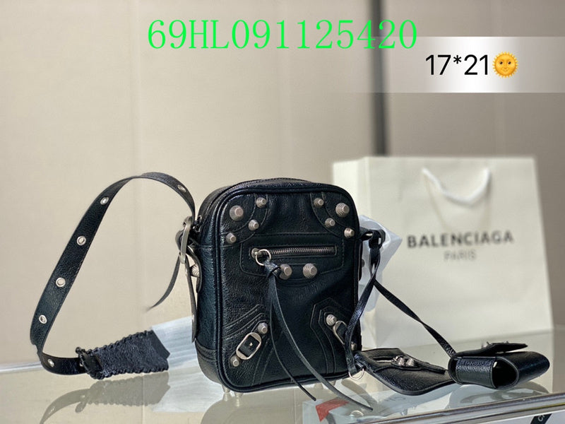 Ozarra Fashion - BGA Bags - 1972