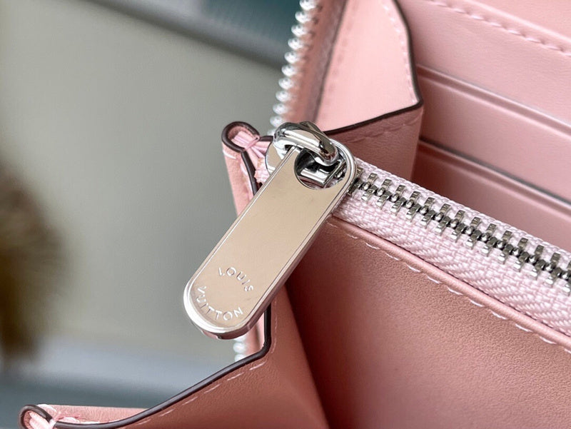 Fashion Lu-Vi bags - 4703