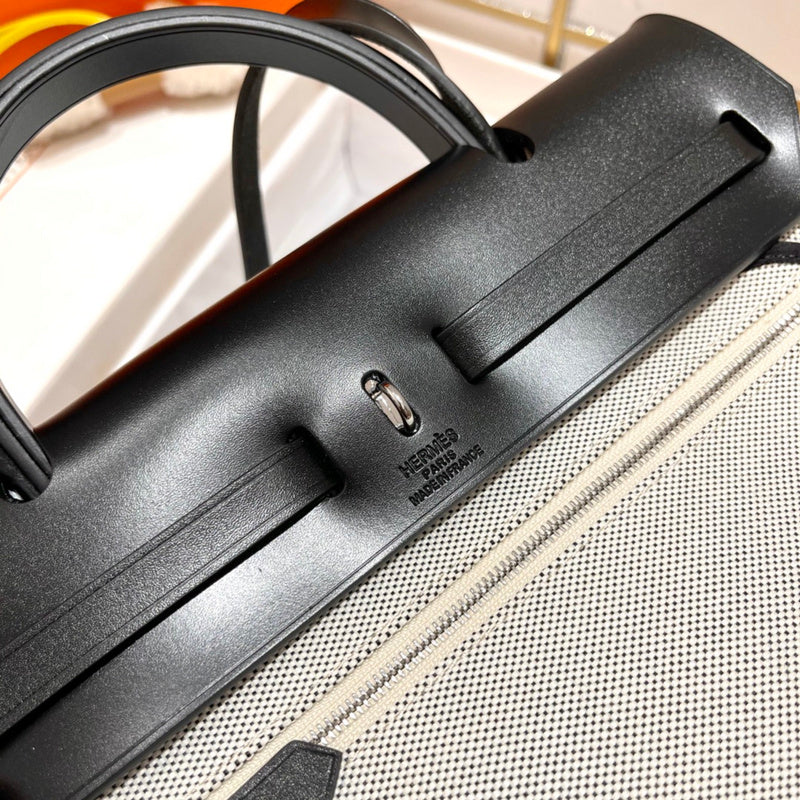 Ozarra - HMS Bags - 061