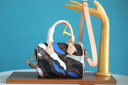 Ozarra Fashion Lu-Vi bags - 8154