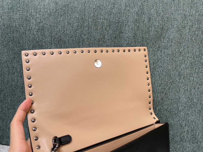 OZ - VEL Bags - 686