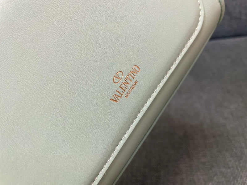 OZ - VEL Bags - 820