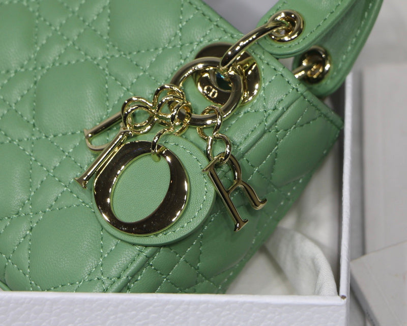 OZ - Dir Bags - 790