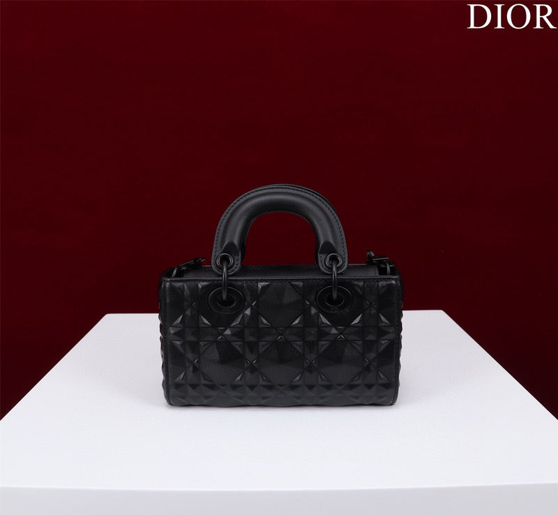 Ozarra - Dir Bags - 1662