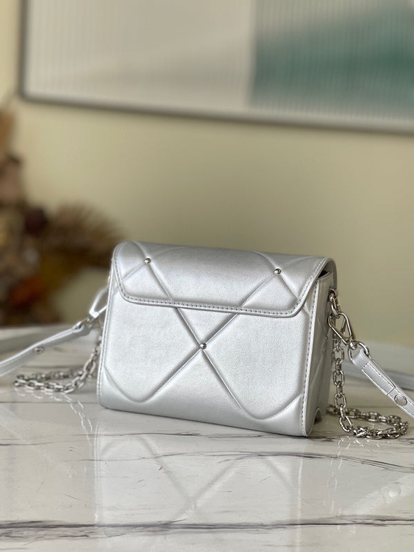 Fashion Lu-Vi bags - 5431