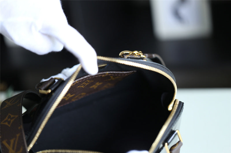 Ozarra Fashion Lu-Vi bags - 8283