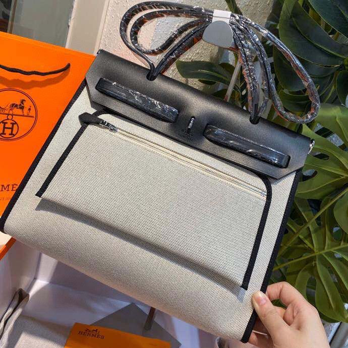 Ozarra - HMS Bags - 059