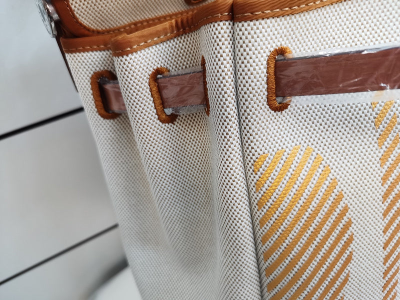 Ozarra - HMS Bags - 051