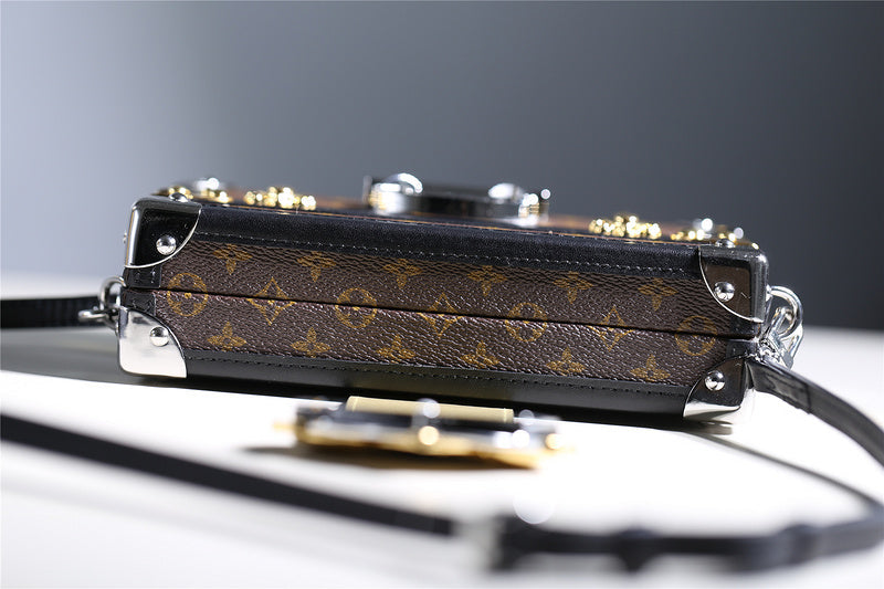 Ozarra Fashion Lu-Vi bags - 8226