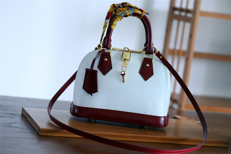 Ozarra Fashion Lu-Vi bags - 8259