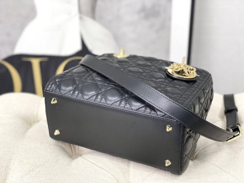 OZ - Dir Bags - 899