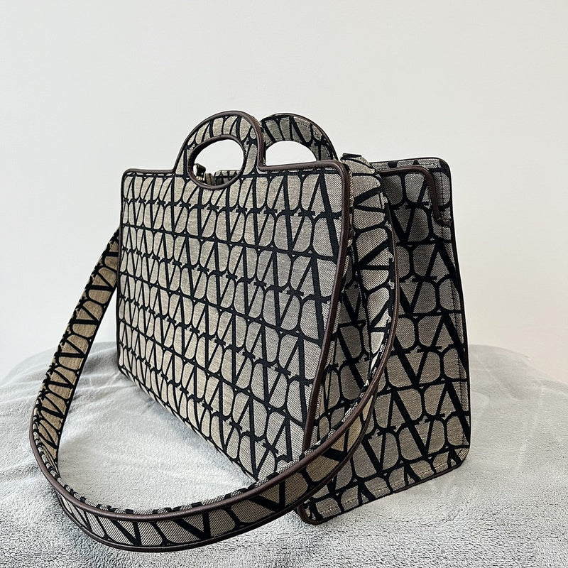 OZ - VEL Bags - 607
