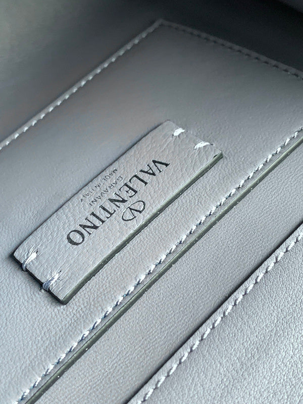 OZ - VEL Bags - 683
