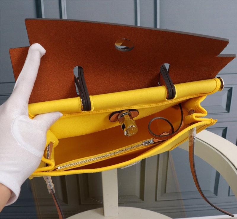 Ozarra - HMS Bags - 522