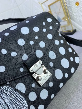 Ozarra - GUKI Women Bags - 1609