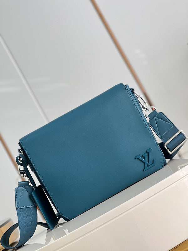Fashion Lu-Vi bags - 3211
