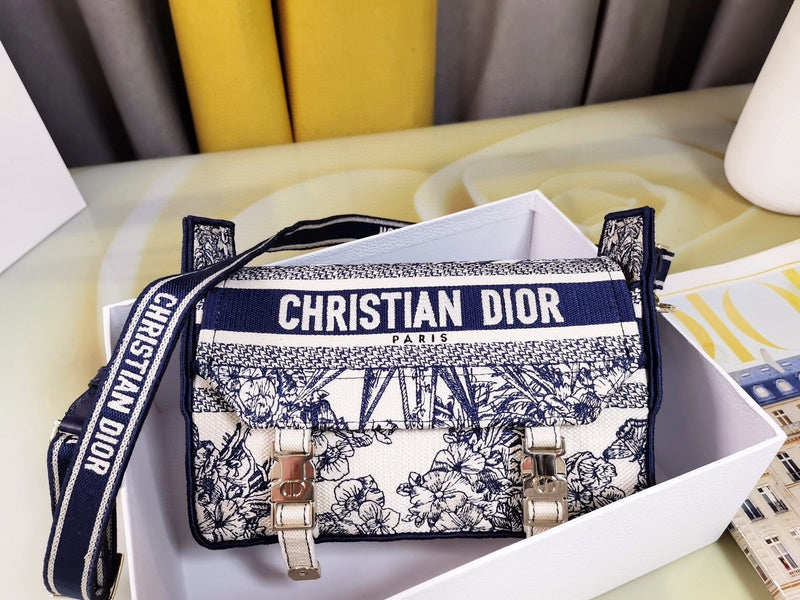 Ozarra - Dir Bags - 1670
