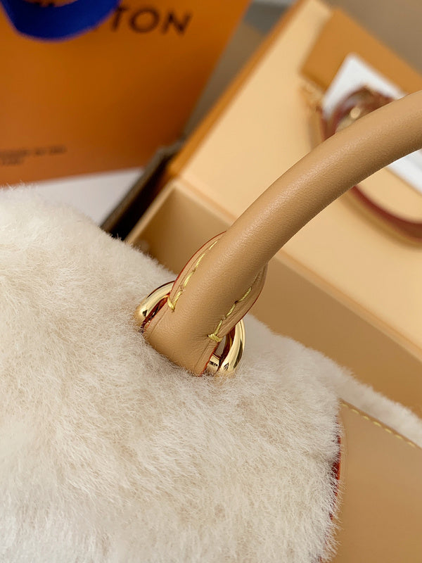 Fashion Lu-Vi bags - 3394
