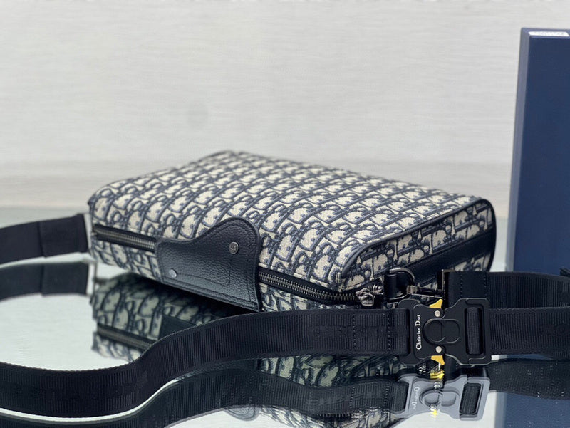 Ozarra - Dir Bags - 1578