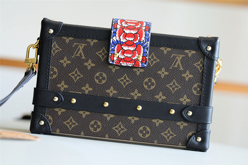 Ozarra Fashion Lu-Vi bags - 8210