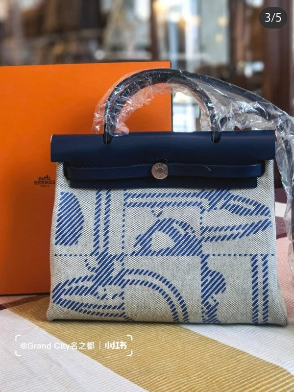 Ozarra - HMS Bags - 047