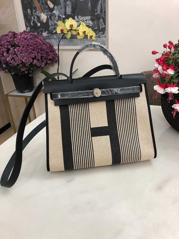 Ozarra - HMS Bags - 073
