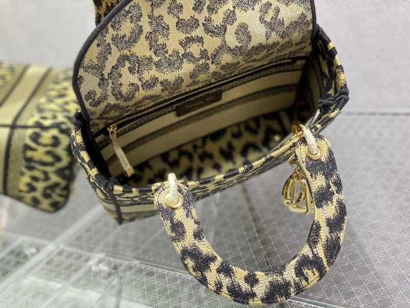 OZ - Dir Bags - 1086