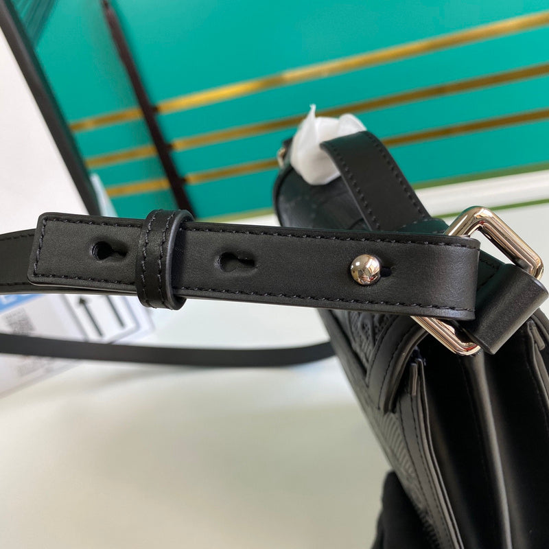 Ozarra - GUKI Bags - 2307