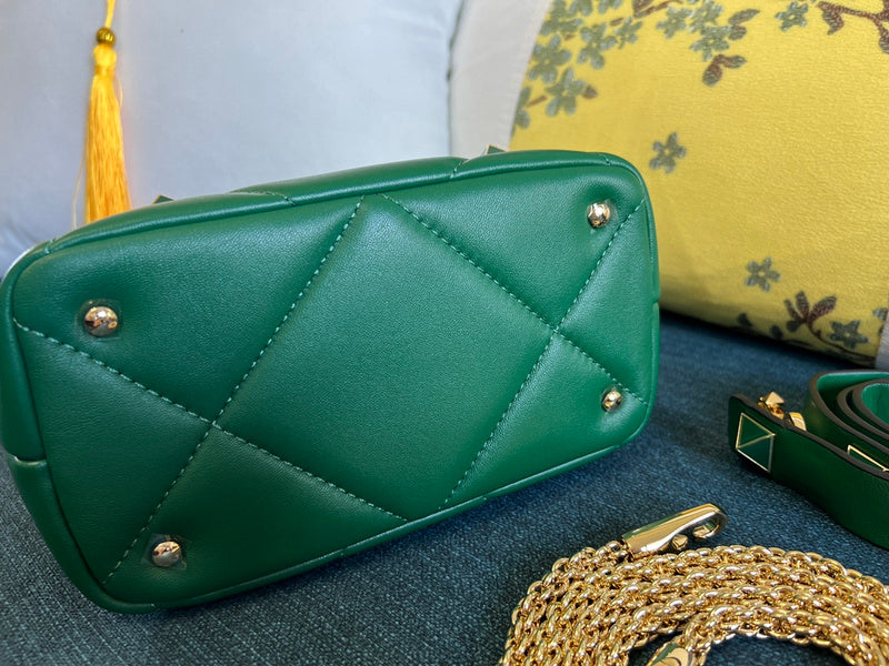 OZ - VEL Bags - 1055